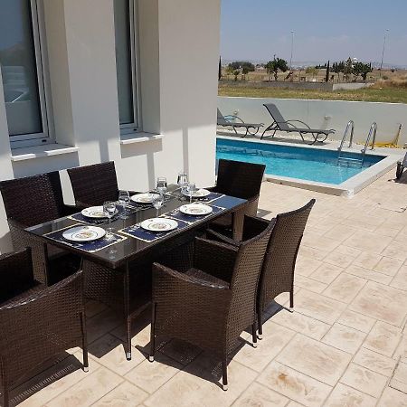 T&E Villa Λάρνακα Εξωτερικό φωτογραφία