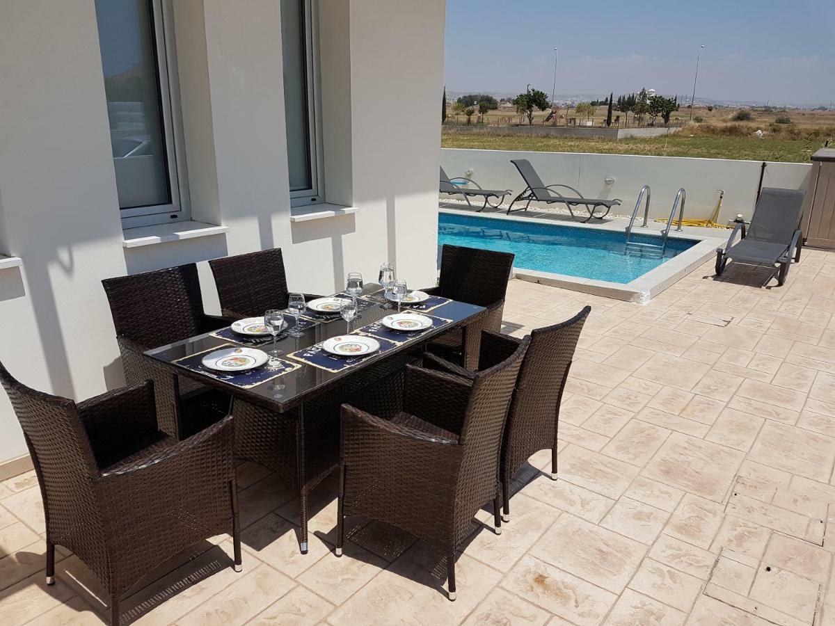 T&E Villa Λάρνακα Εξωτερικό φωτογραφία